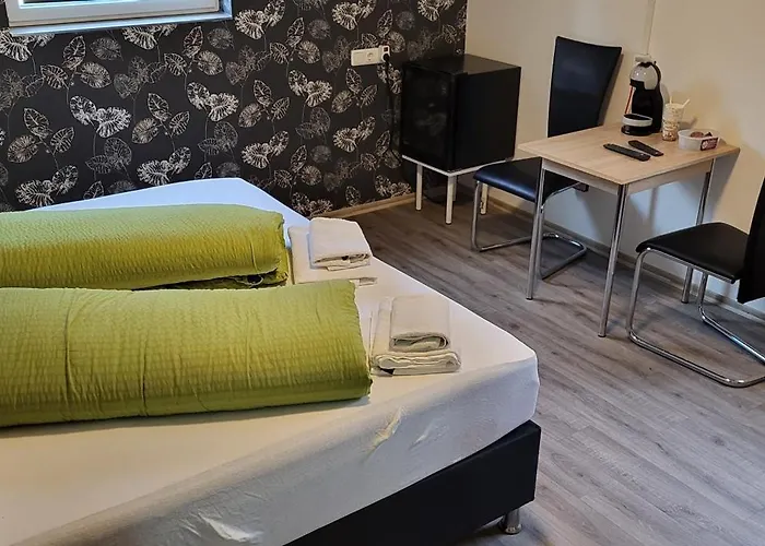 Steakhaus Galgenbach 宾馆 *